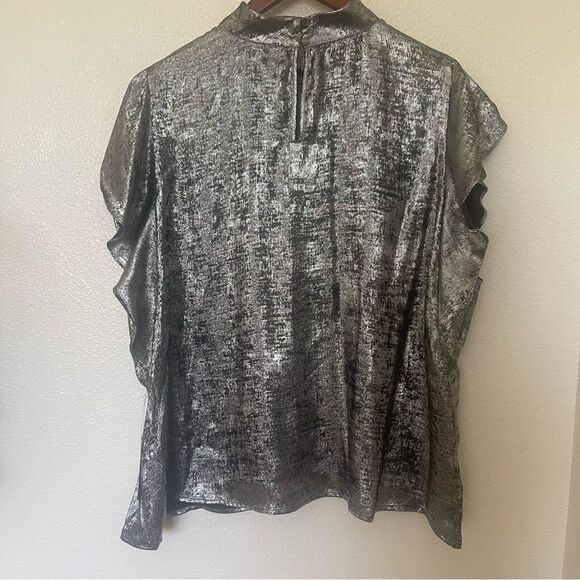 Worthington 2X Shimmering Silver Blouse Keyhole Neck Short Sleeve Satin - Picture 8 of 15